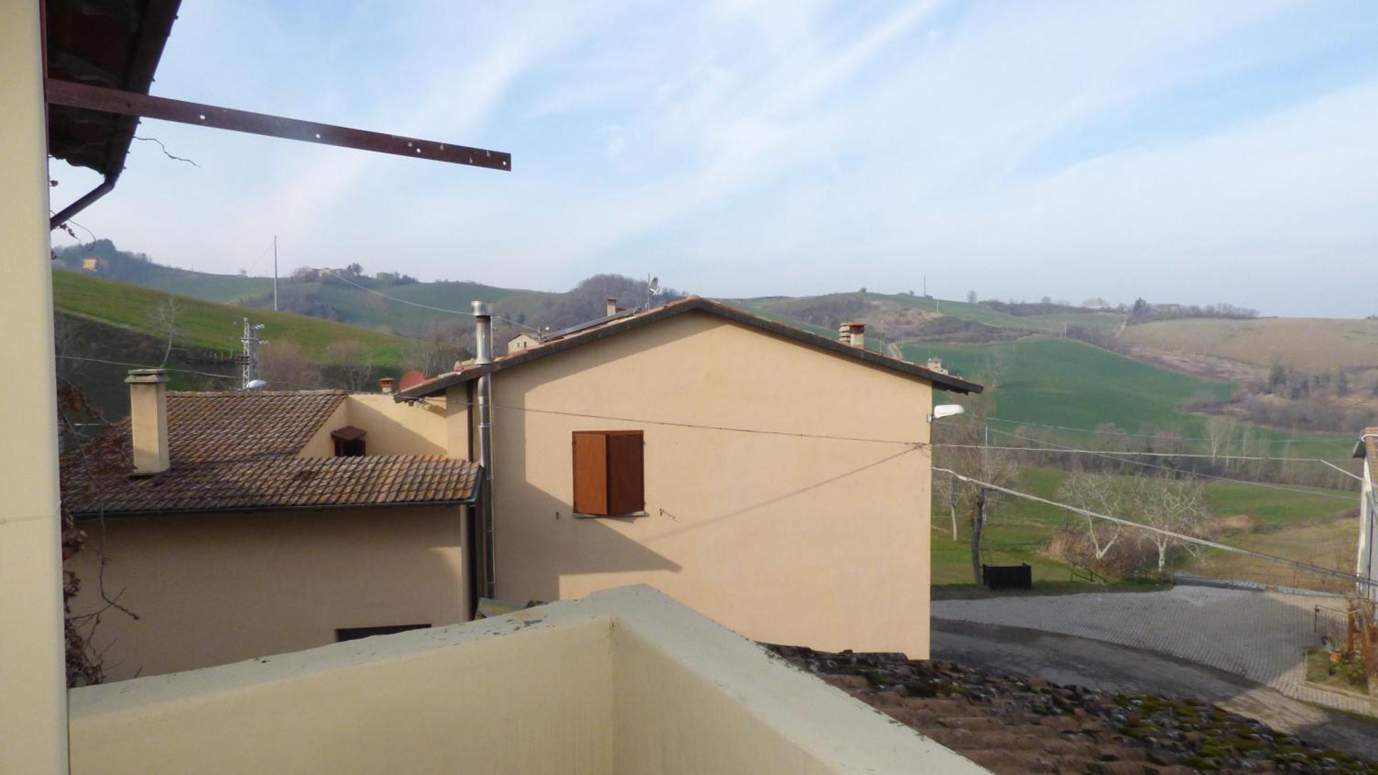 Gnazzano Home 1 Loiano Экстерьер фото